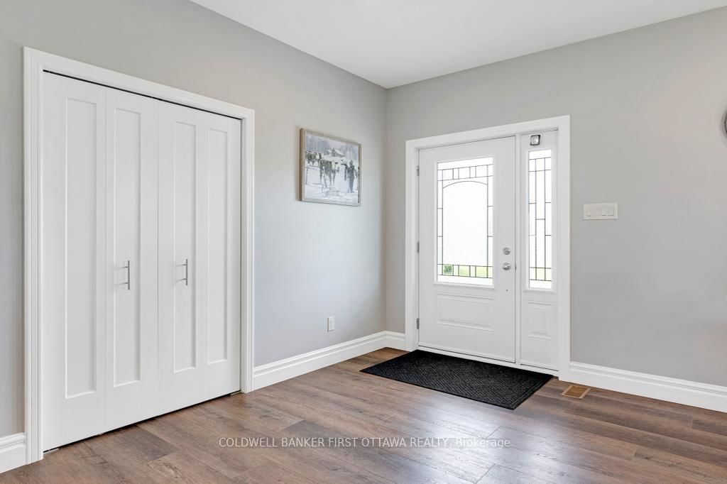 800 Waba Road • Pakenham, ON photo 5