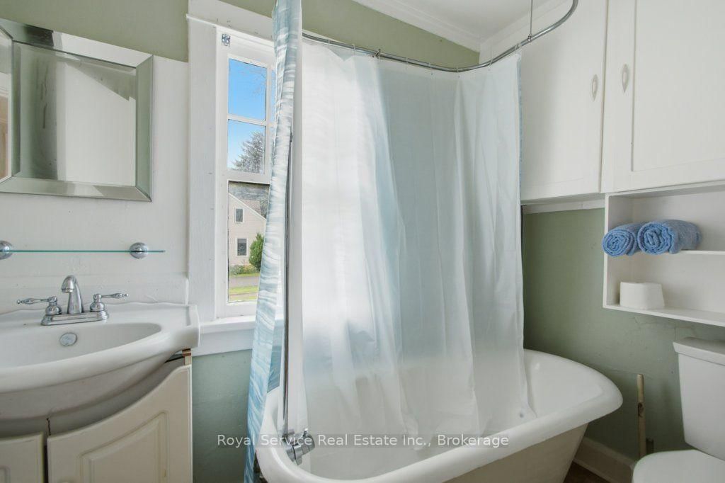 5418 Lakeshore Drive • Hamilton Township, ON photo 15