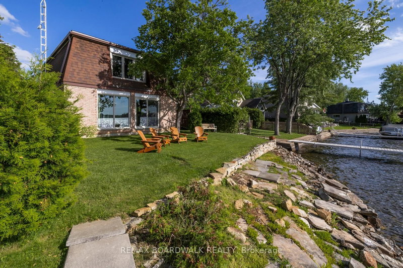 104 Avenue 4a
