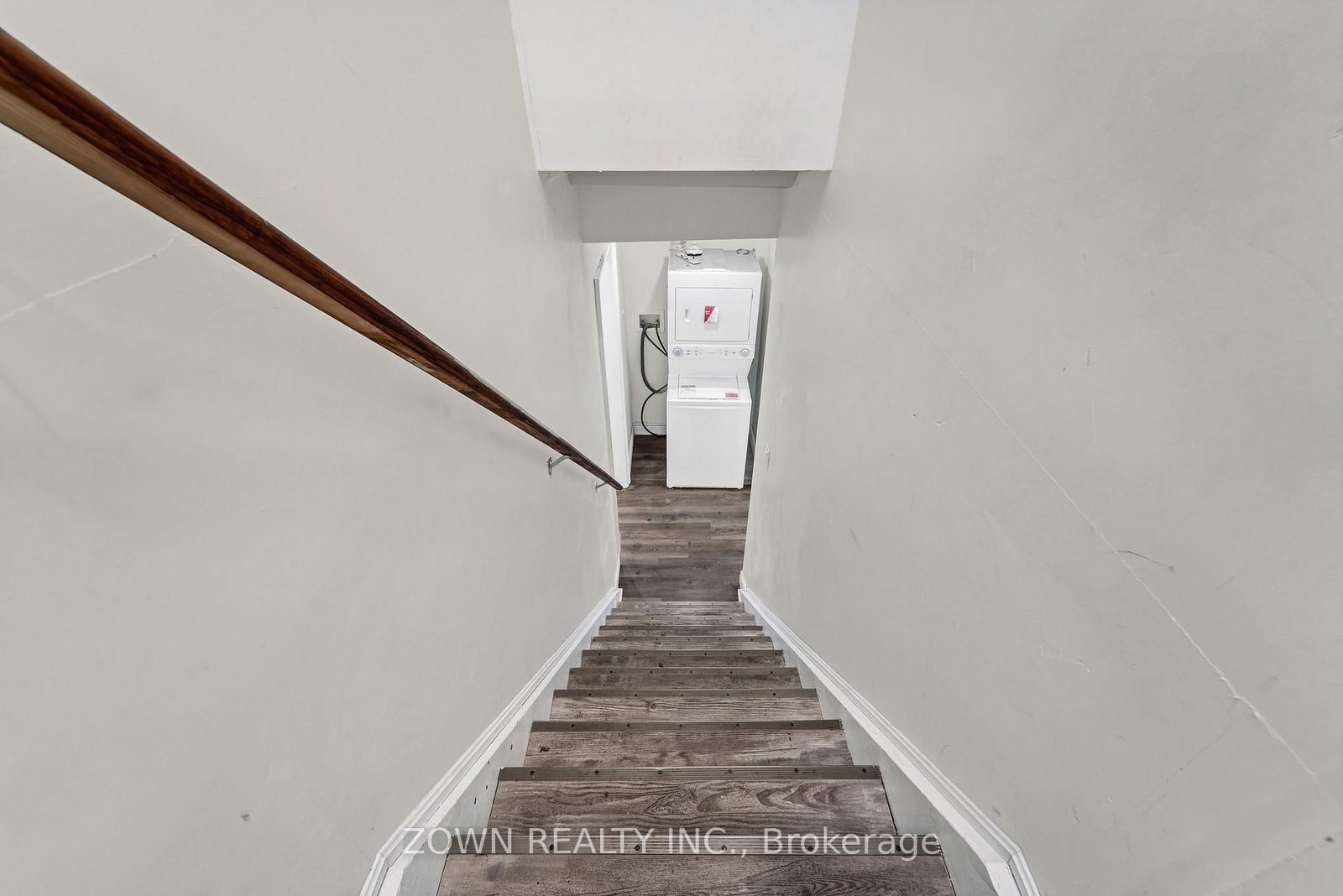 5866 Valley Way • Niagara Falls, ON photo 15