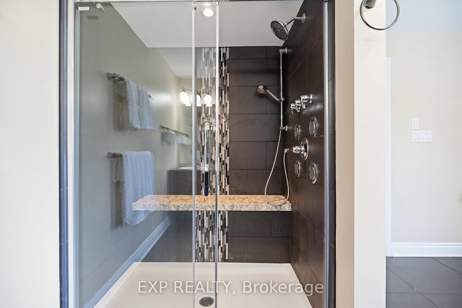 580 Pinawa Circle • Ottawa, ON photo 24