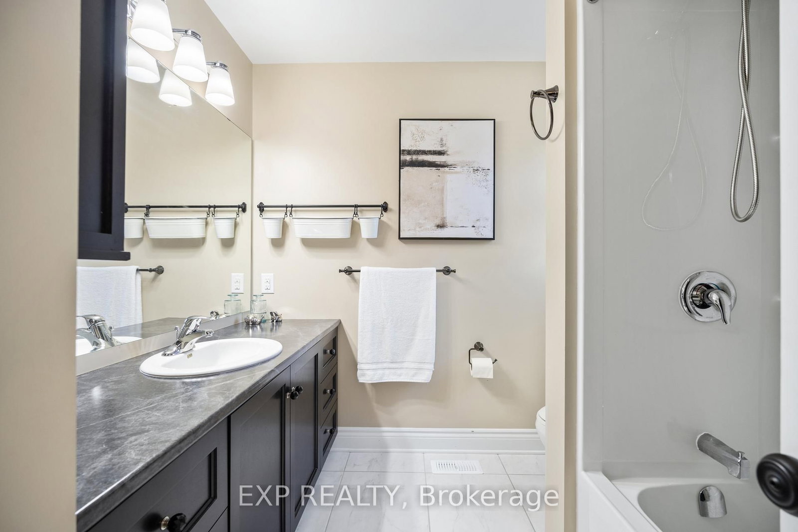 580 Pinawa Circle • Ottawa, ON photo 27