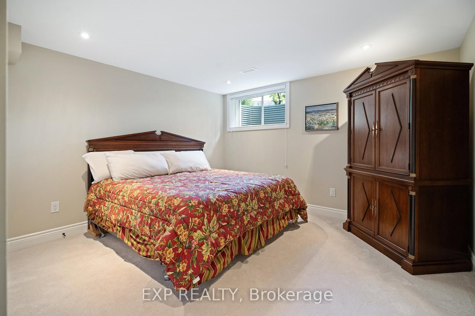 580 Pinawa Circle • Ottawa, ON photo 38
