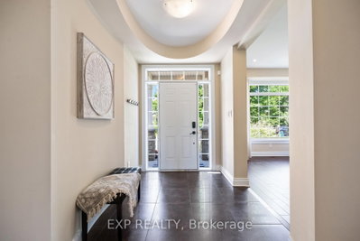 580 Pinawa Circle • Ottawa, ON photo 4