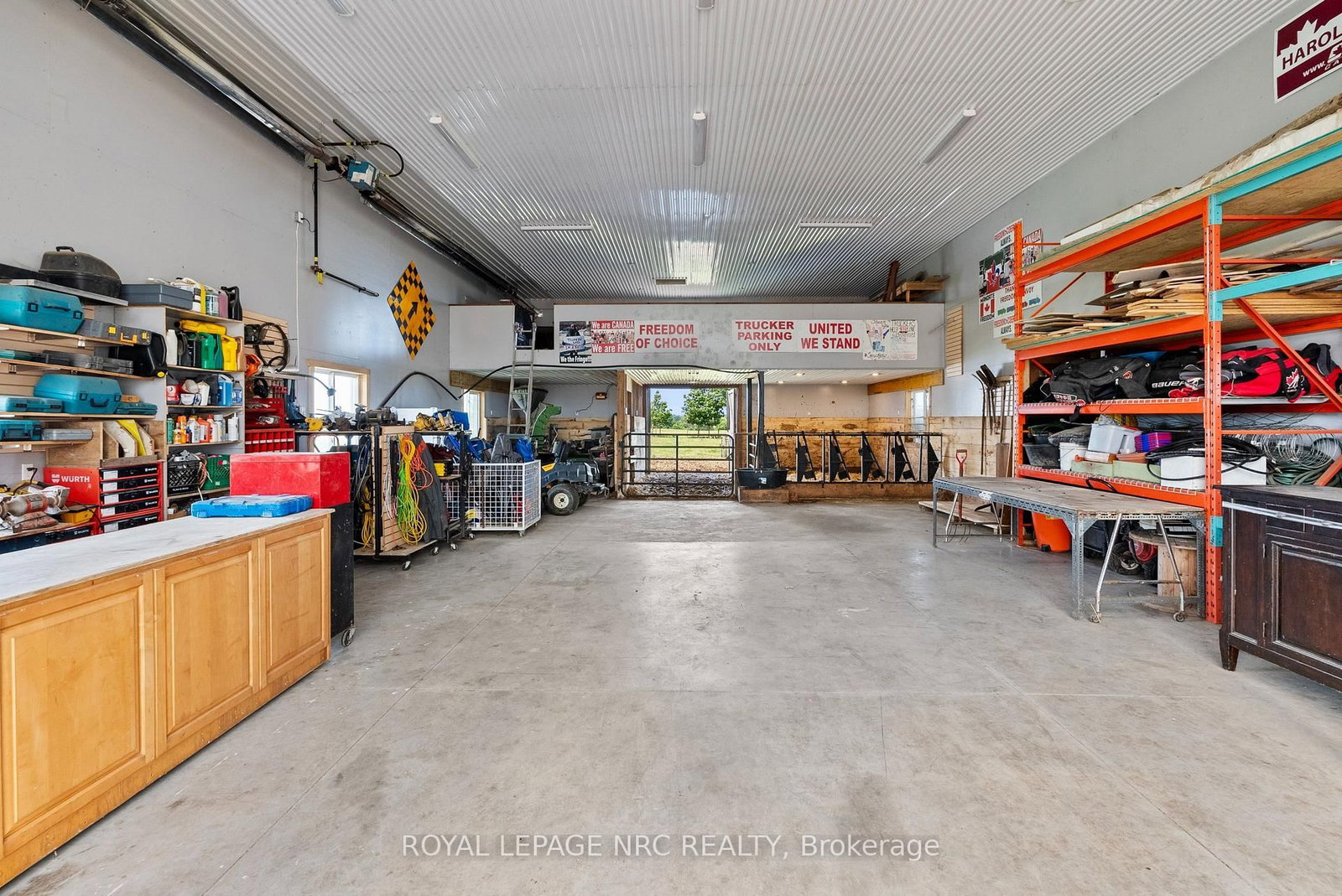Listing Image 7