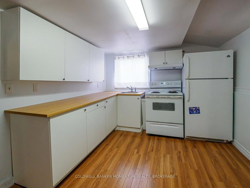 9 Marshall Lane photo 2