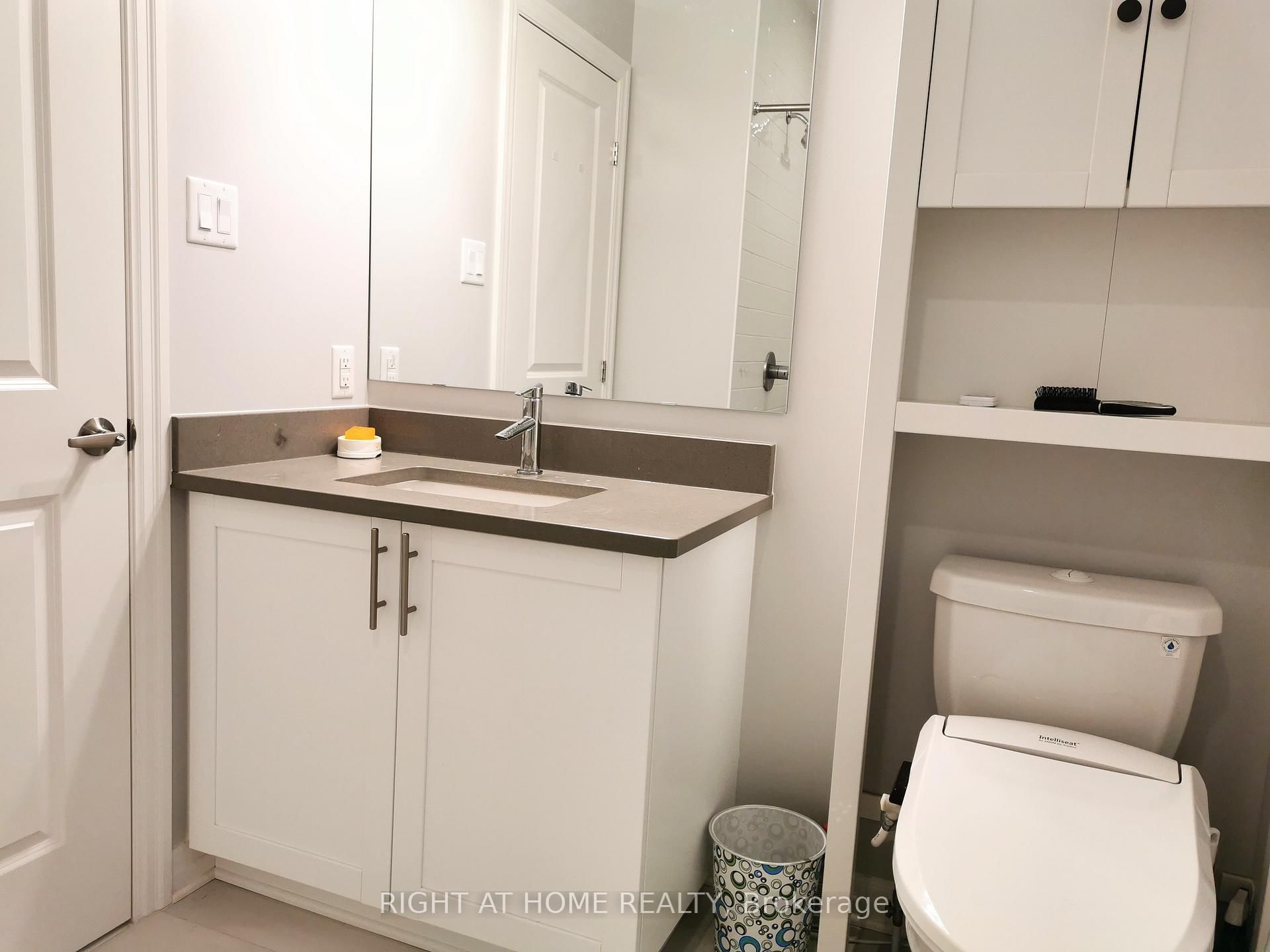 321 Lysander Place