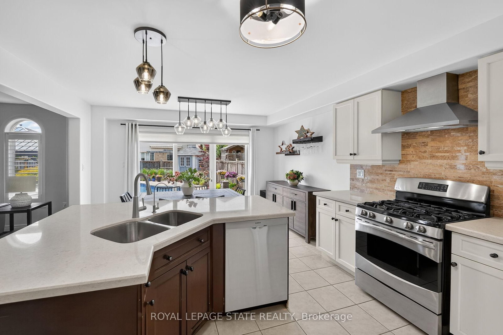 387 Murray Street • Grimsby, ON photo 13