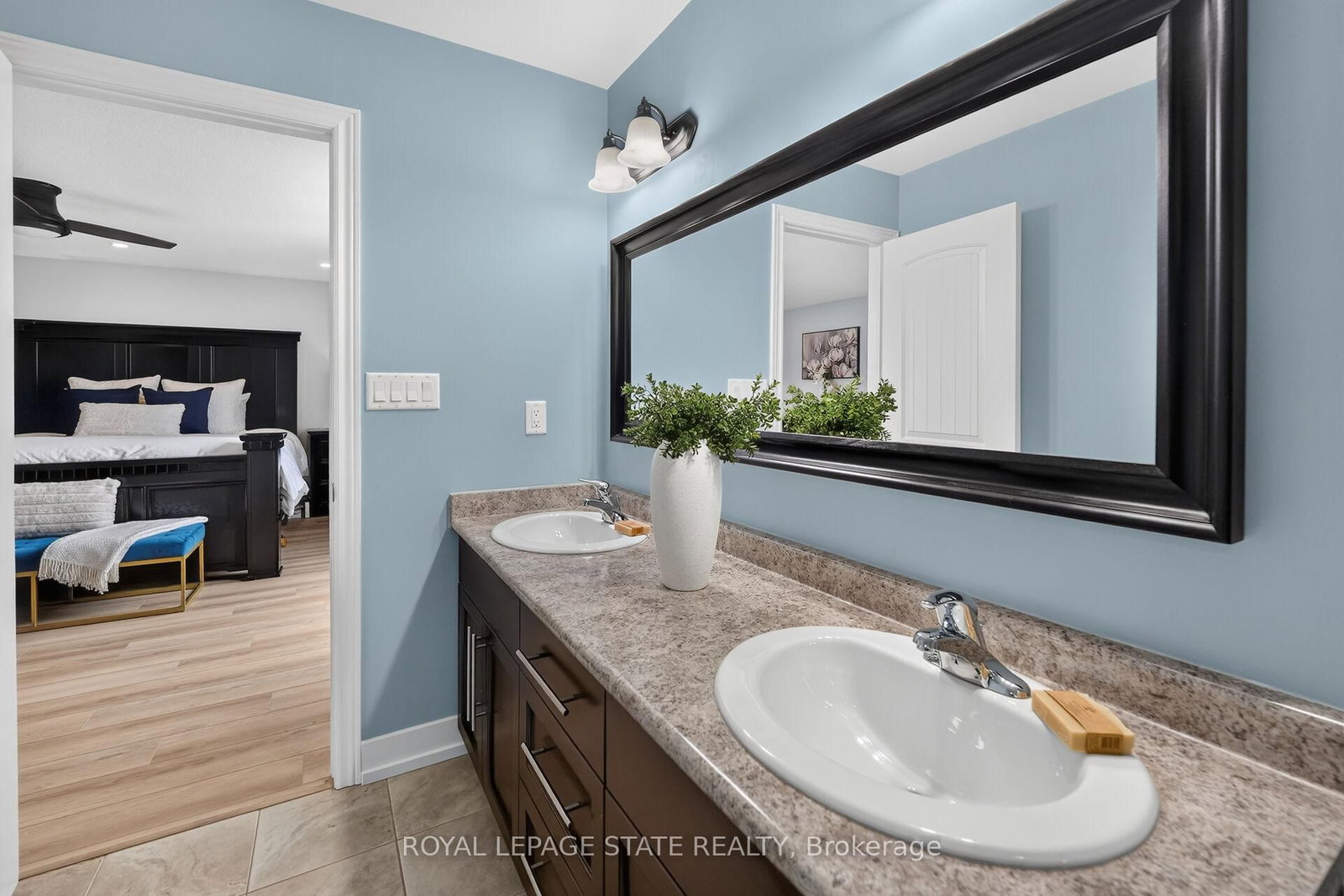 387 Murray Street • Grimsby, ON photo 24