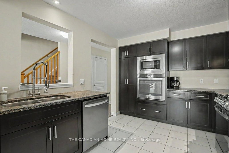 46 Jeffrey Drive