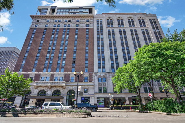 302 - 112 King Street E