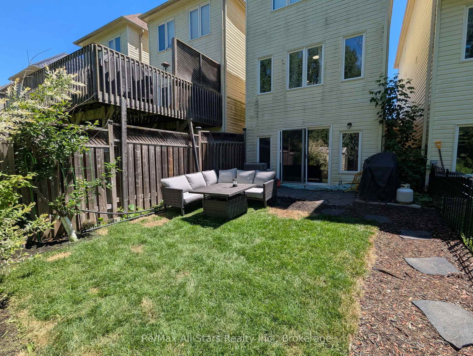 67 Brookside Street • Cavan Monaghan, ON photo 18