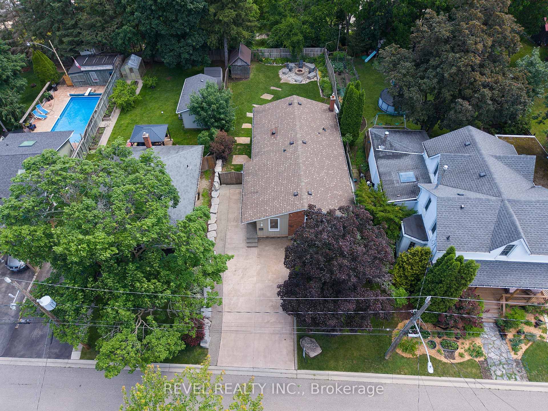 17 Flynn Avenue