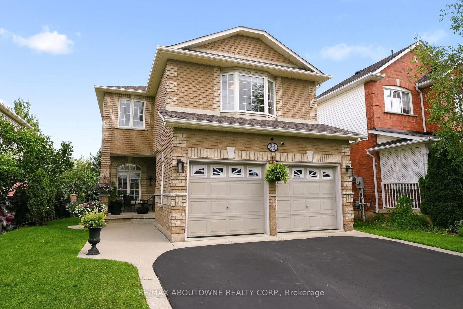 34 Pentland Road • Hamilton, ON photo 1