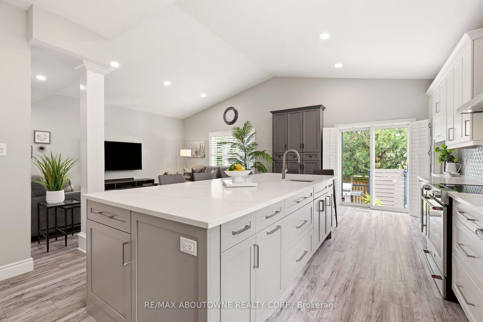 34 Pentland Road • Hamilton, ON photo 14