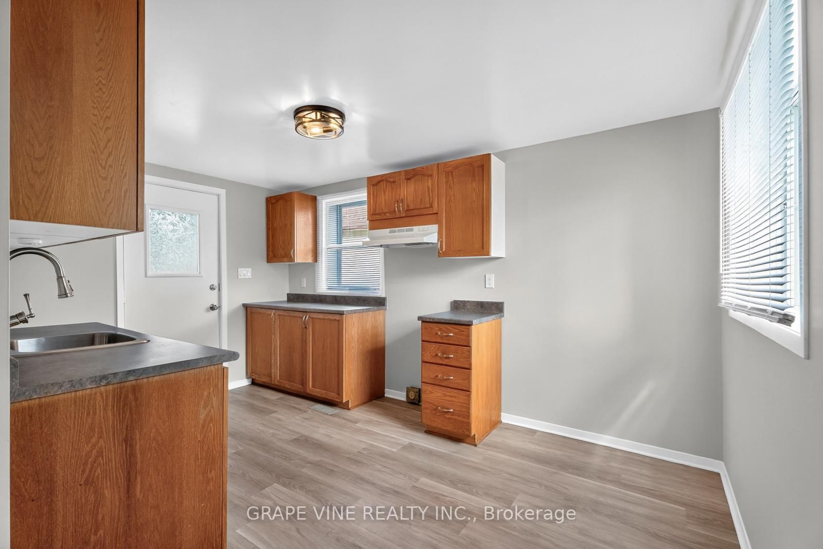 814 Laurier Street • Clarence-Rockland, ON photo 12