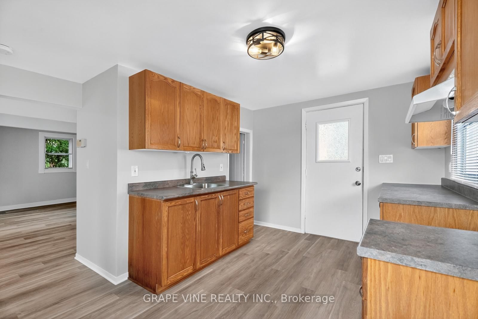 814 Laurier Street • Clarence-Rockland, ON photo 13