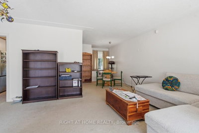 384 Regal Drive • London East, ON photo 8