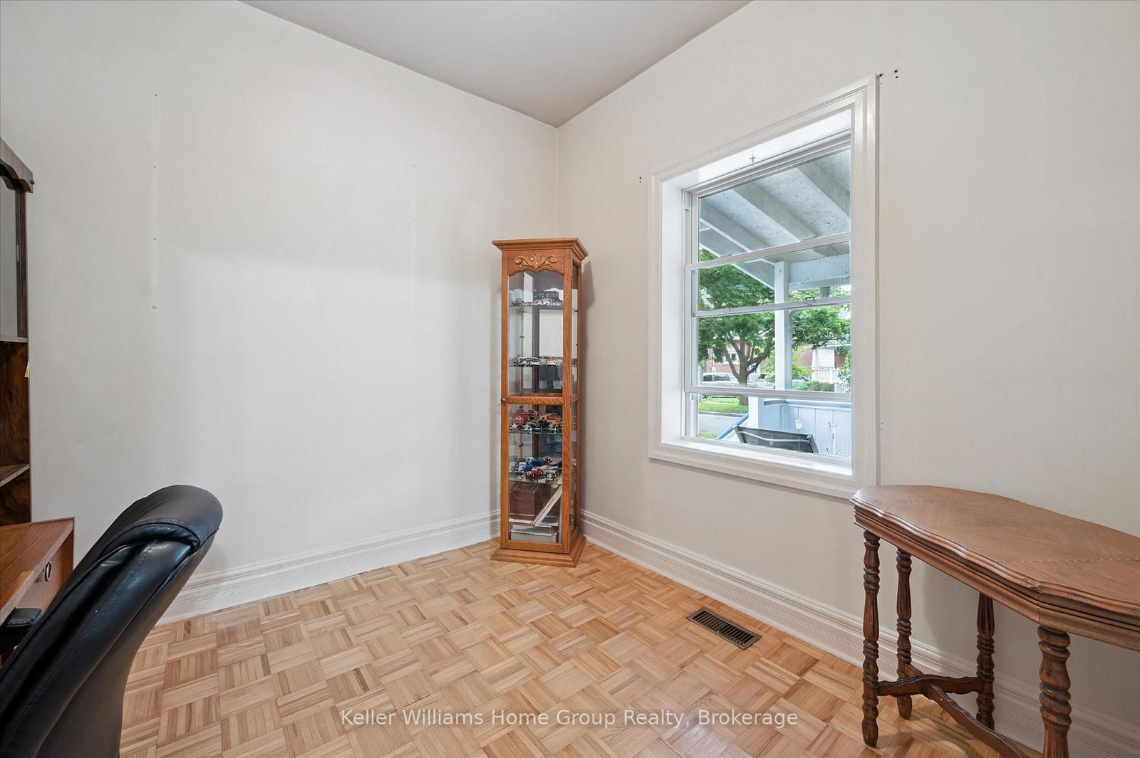 27 Omar Street • Guelph, ON photo 22