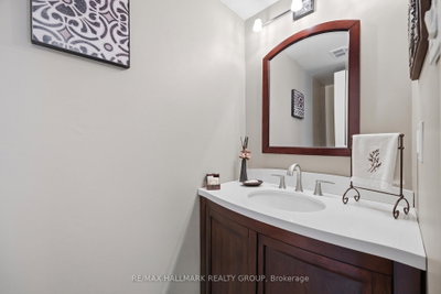 8052 Jeanne D'arc Boulevard • Ottawa, ON photo 5