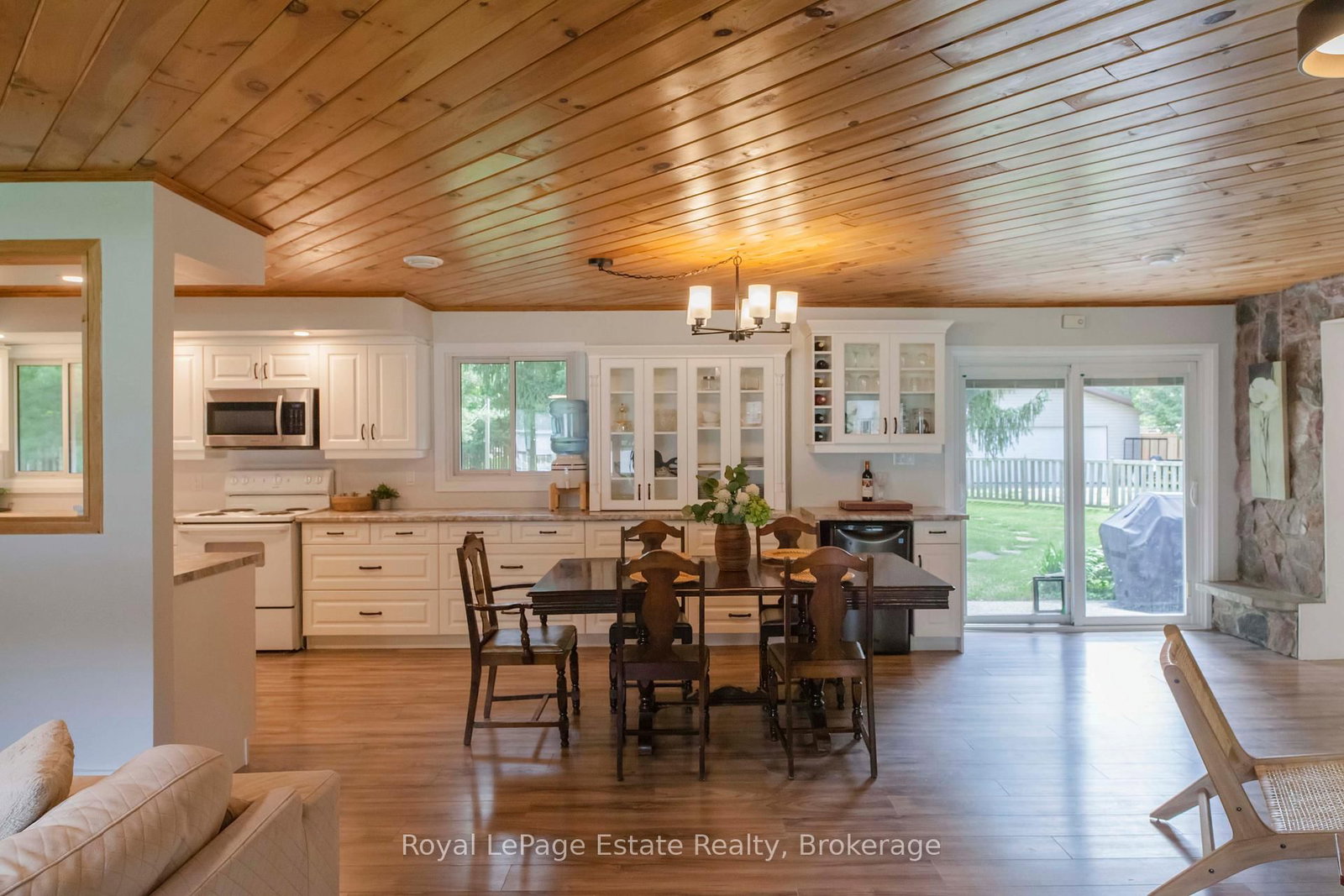 497 Elizabeth Street • South Bruce Peninsula, ON photo 15