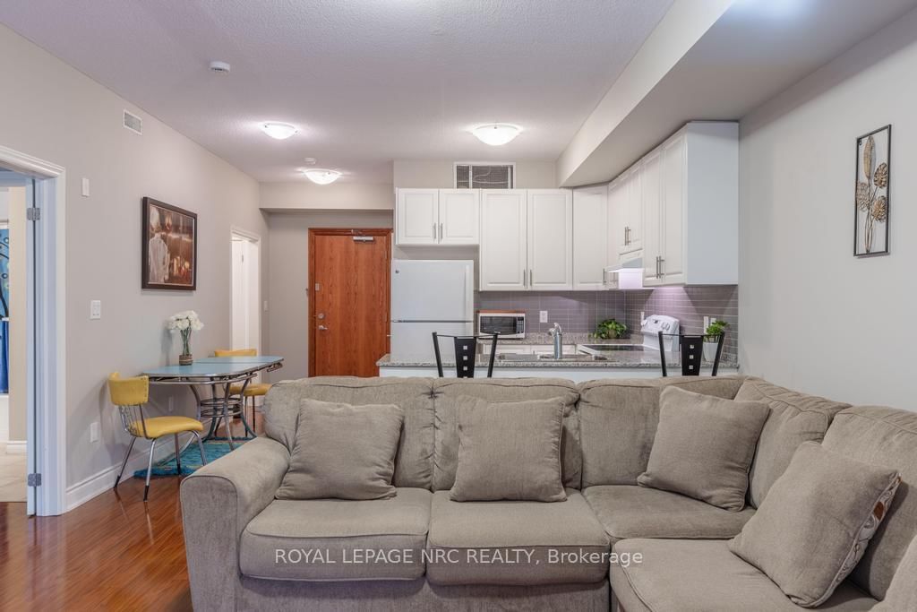 8111 Forest Glen Drive • #220 • Niagara Falls, ON photo 10