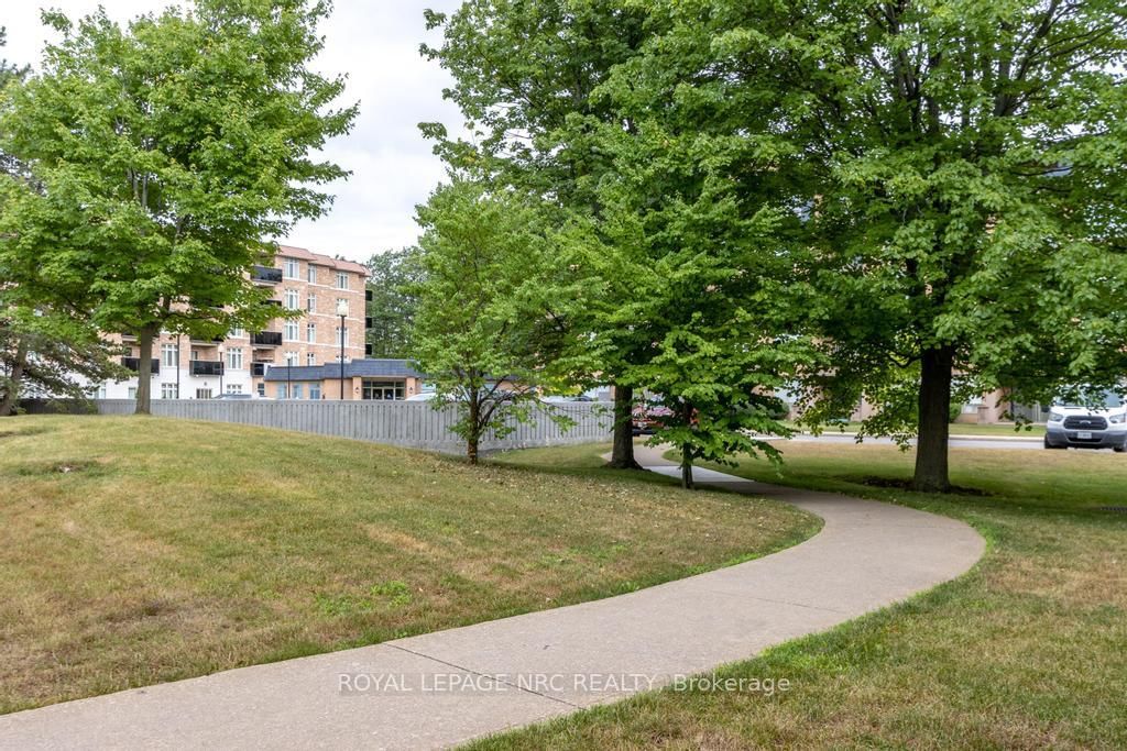8111 Forest Glen Drive • #220 • Niagara Falls, ON photo 30