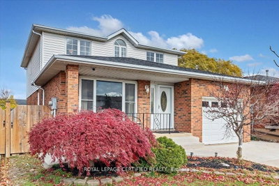 35 Trenholme Crescent — photo 4