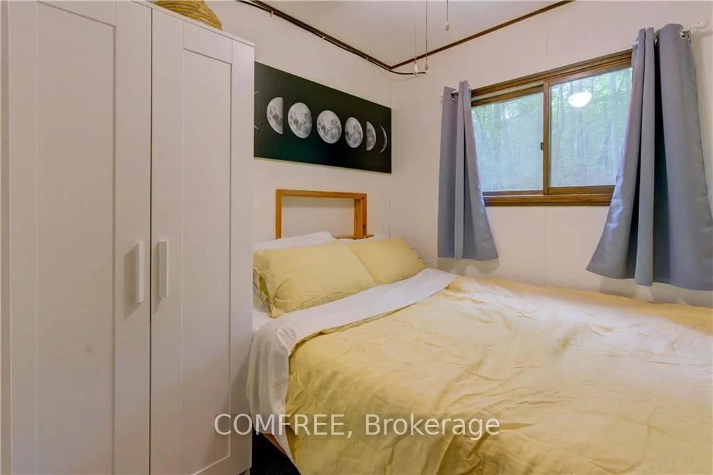 199 West Devil Lake Lane • Sydenham, ON photo 14