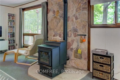 199 West Devil Lake Lane • Sydenham, ON photo 8