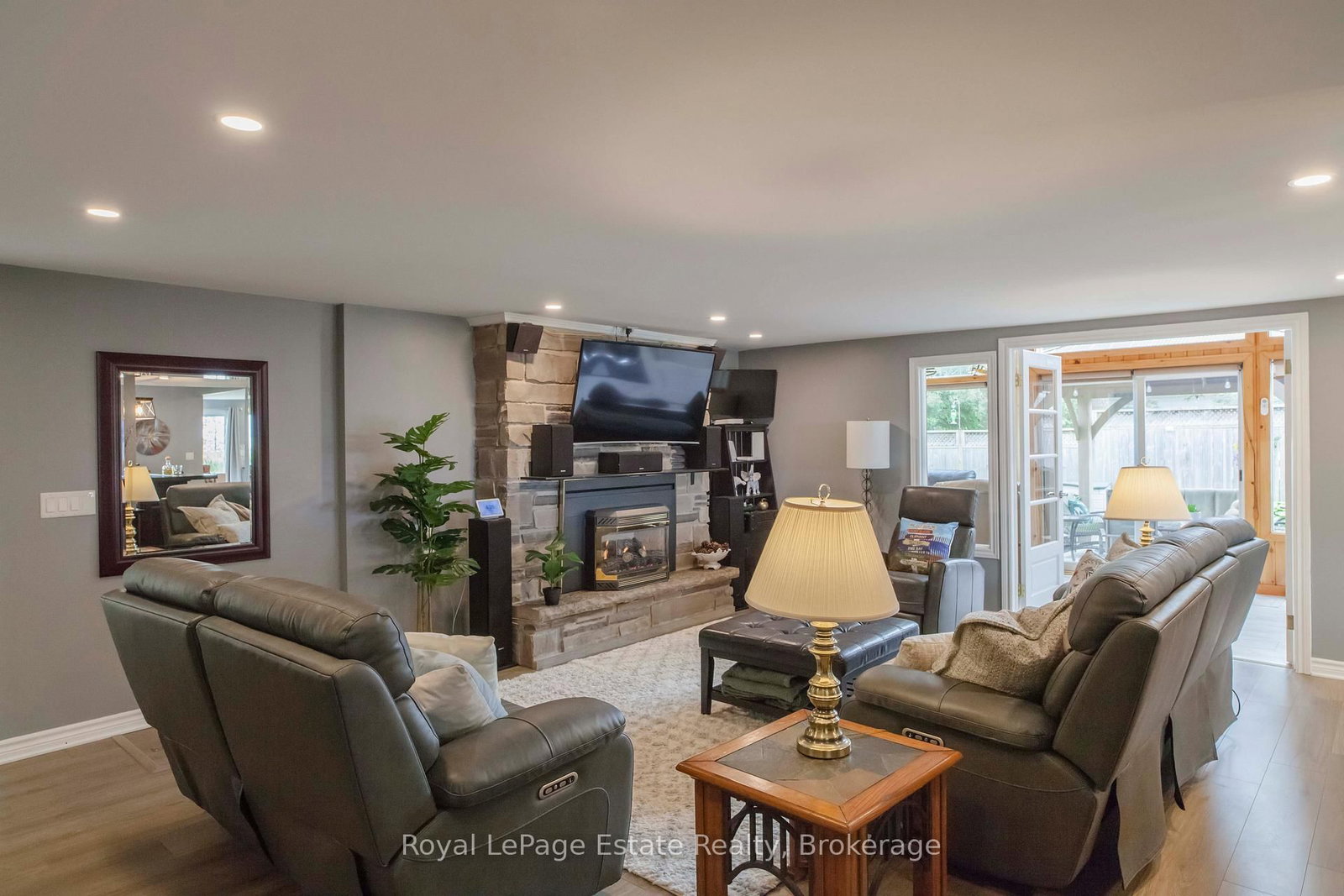 319 Lakeshore Boulevard N • South Bruce Peninsula, ON photo 19