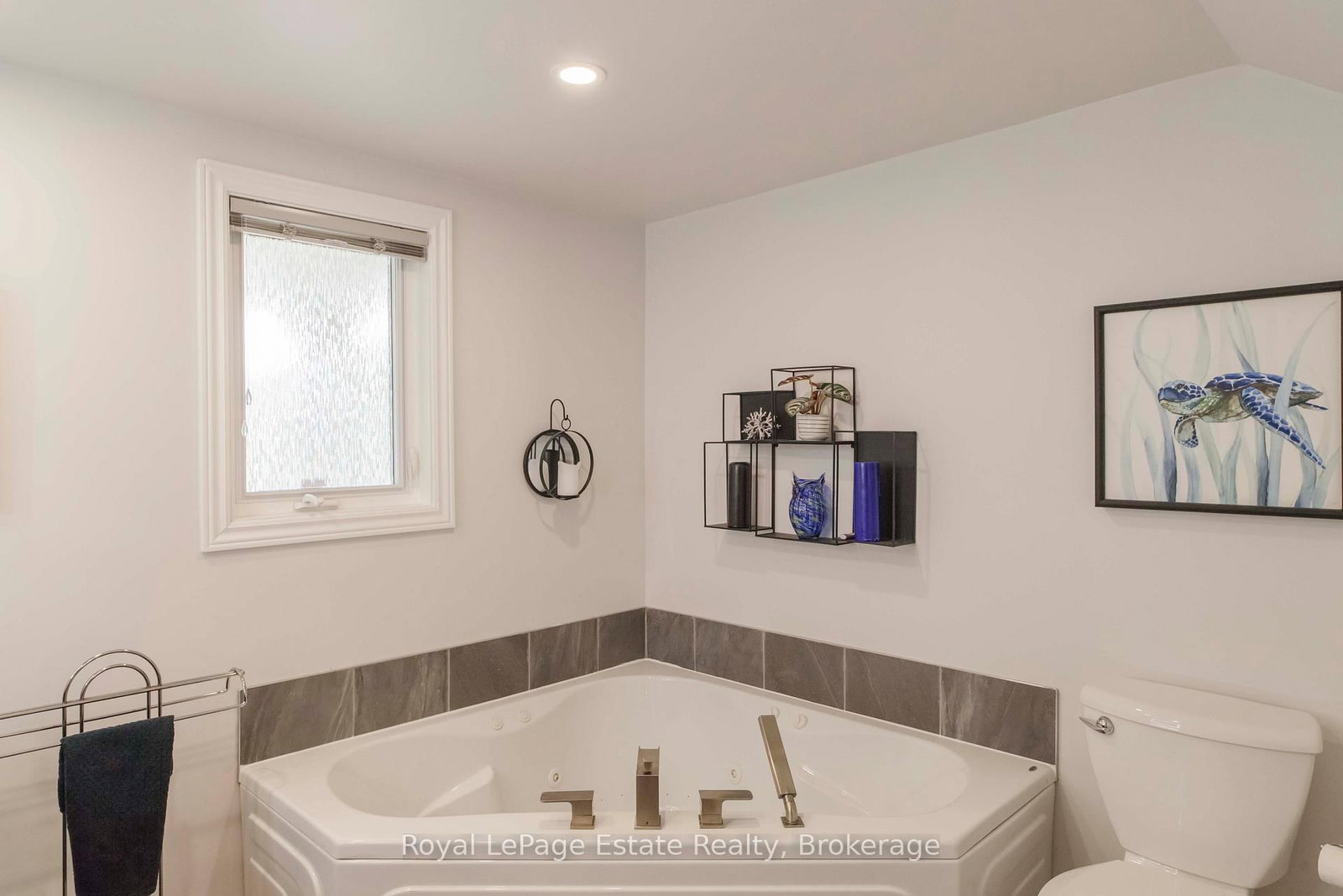 319 Lakeshore Boulevard N • South Bruce Peninsula, ON photo 35