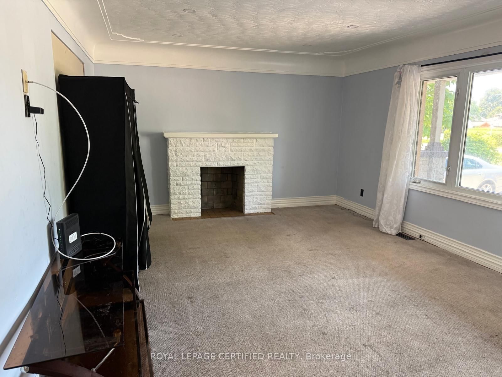 110 Gray Road • Hamilton, ON photo 2