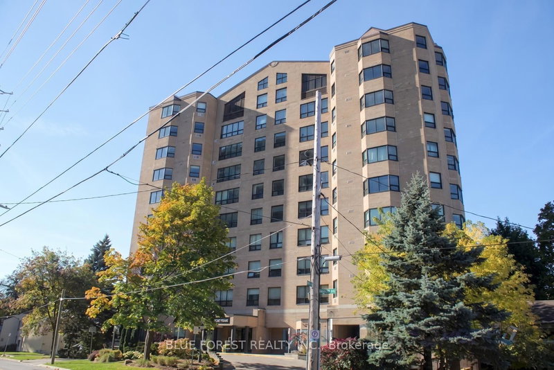 702 - 549 Ridout Street N