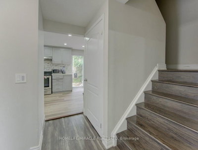 142 Cornerbrook Crescent • Waterloo, ON photo 9