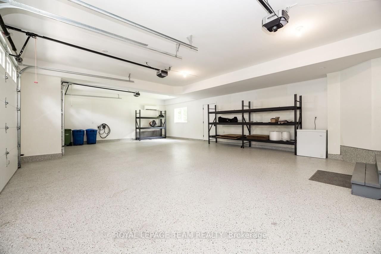 36 MARCHBROOK Circle • Ottawa, ON photo 42