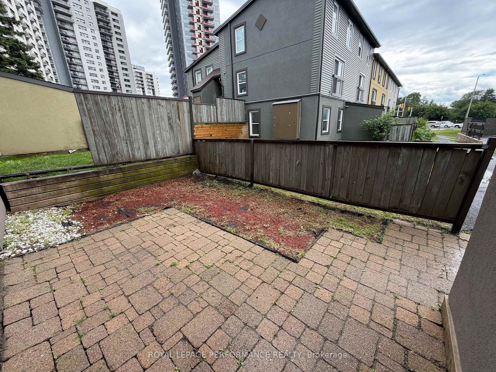 1250 McWatters Road • #22 • Ottawa, ON photo 4