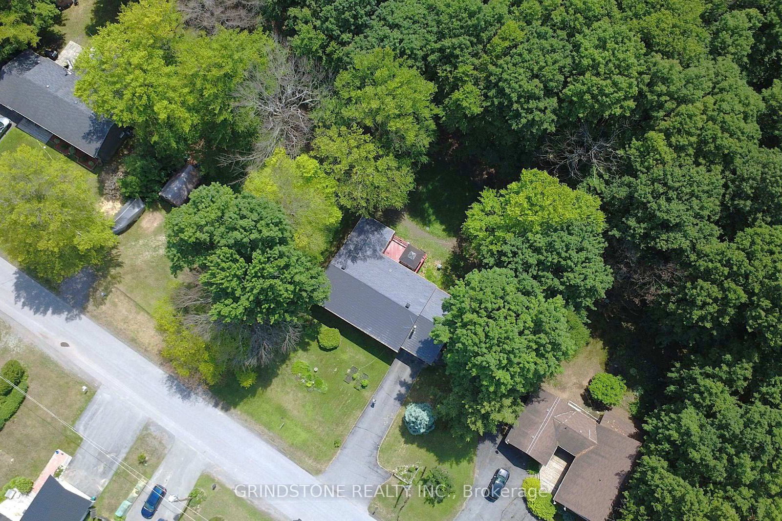 319 Riverwood Drive • Ottawa, ON photo 32
