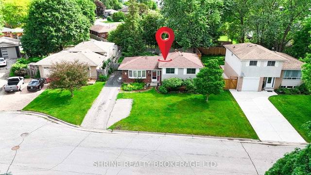 43 Stirling Crescent
