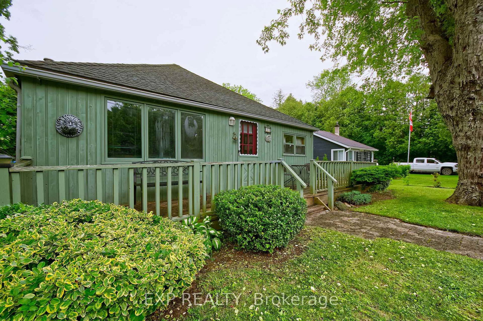 Listing Image 7