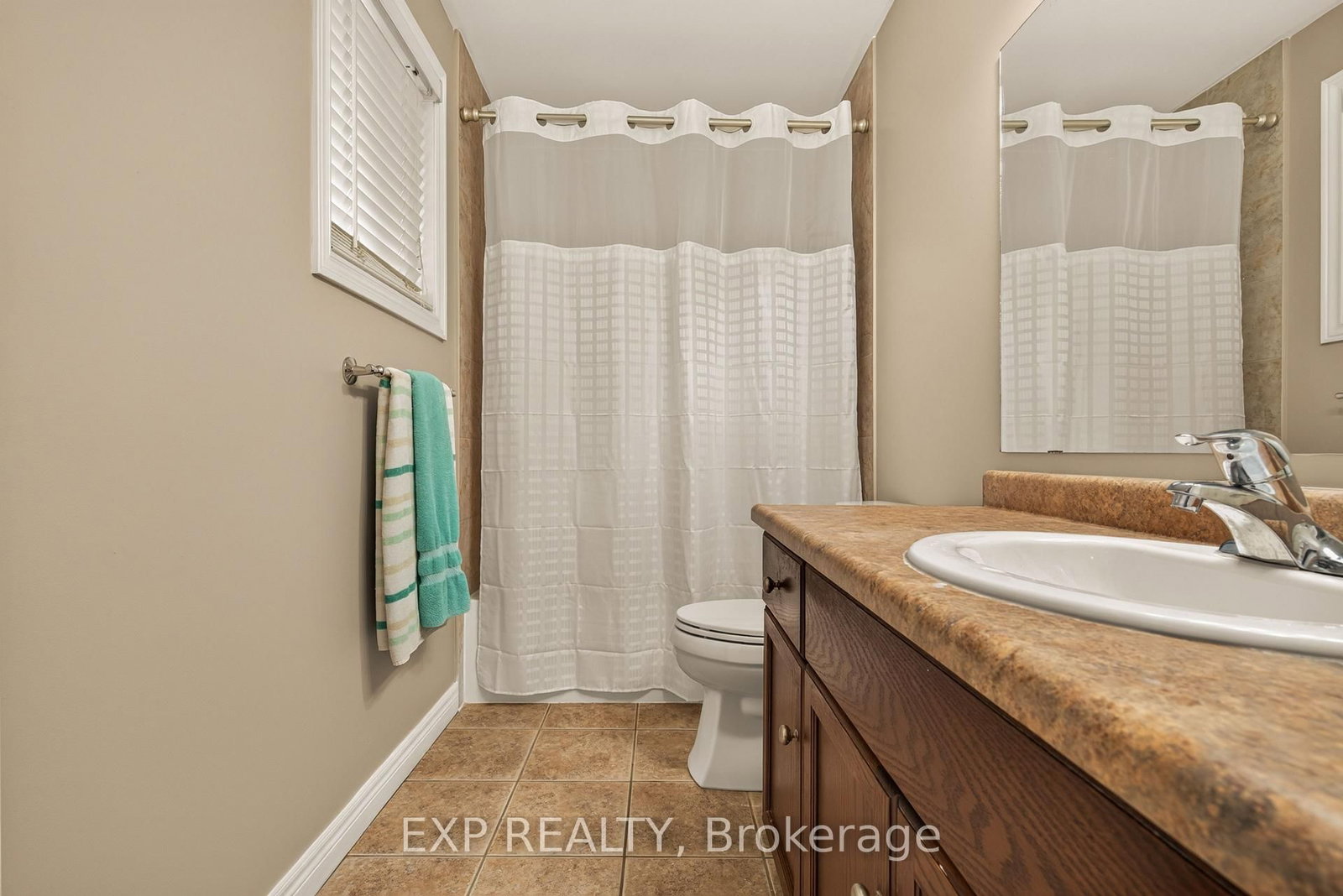 72 Etherington Crescent • Hamilton, ON photo 27