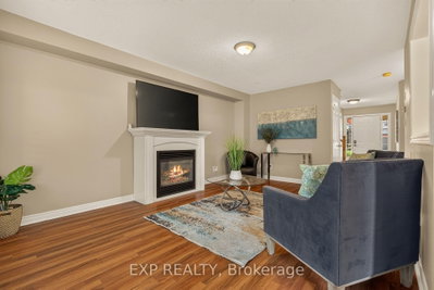 72 Etherington Crescent • Hamilton, ON photo 9