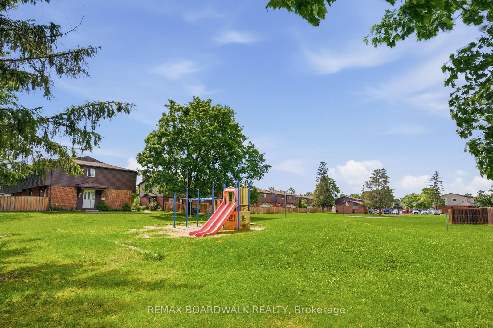 3202 Stockton Drive • #85 • Gloucester, ON photo 11