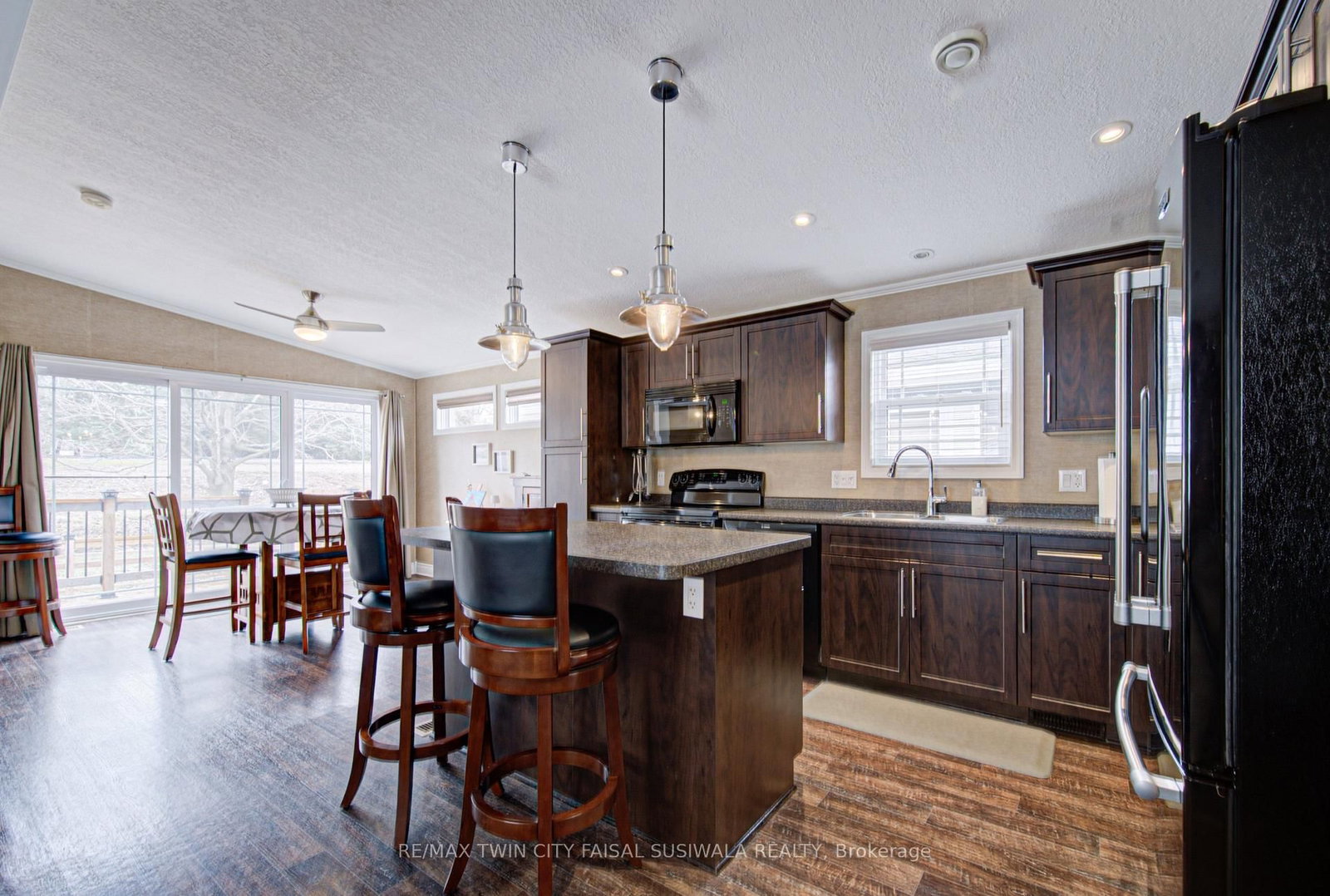 1429 SHEFFIELD Road • #11 • Hamilton, ON photo 14