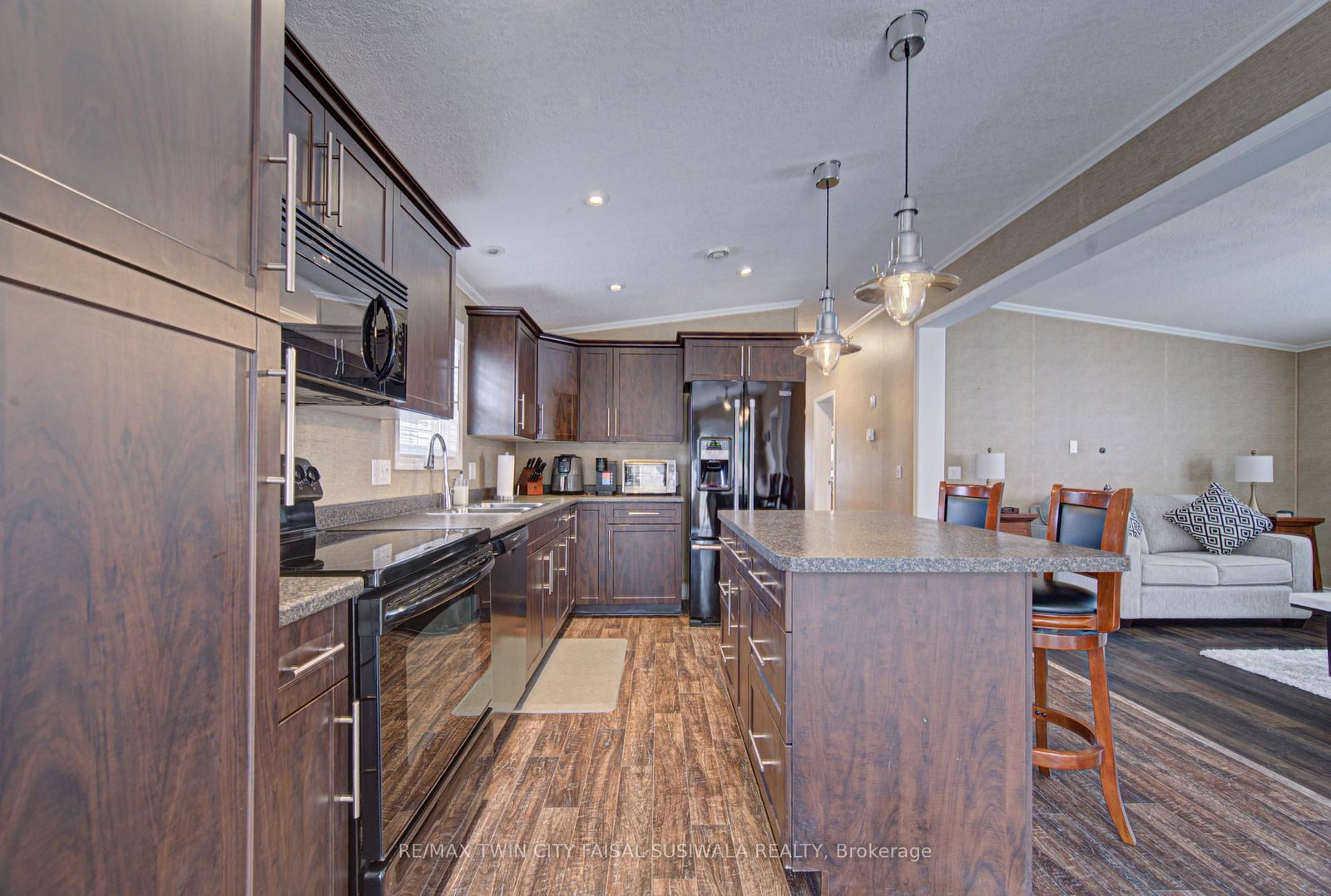 1429 SHEFFIELD Road • #11 • Hamilton, ON photo 16
