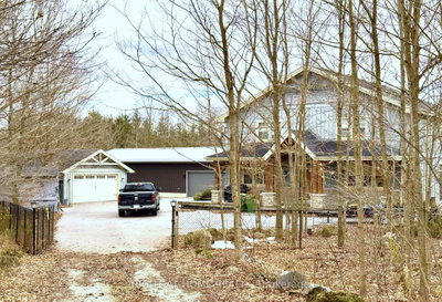 129 Blue Jay Crescent • Grey Highlands, ON photo 2