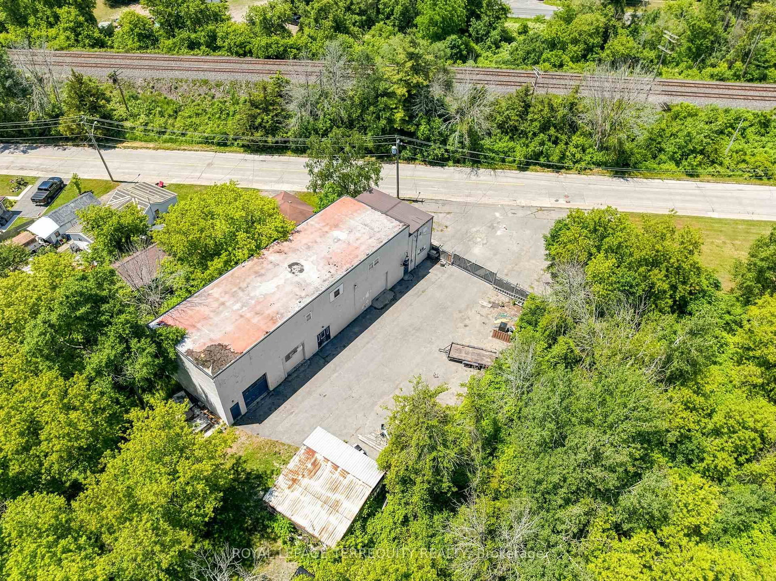 177 W Davis Street • Quinte West, ON photo 3
