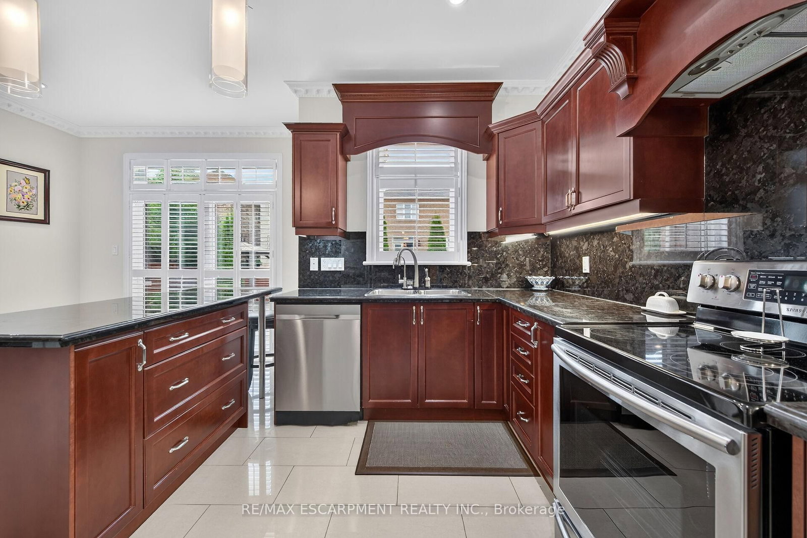 81 Morning Mist Drive • Hamilton, ON photo 15