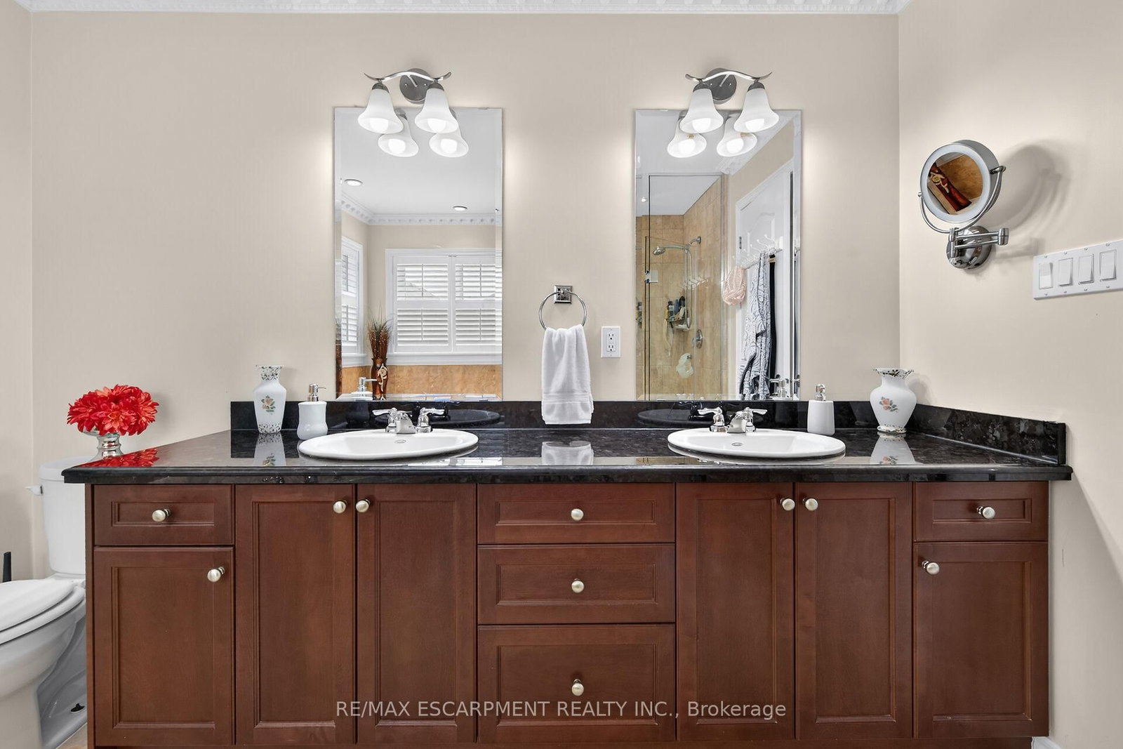 81 Morning Mist Drive • Hamilton, ON photo 32