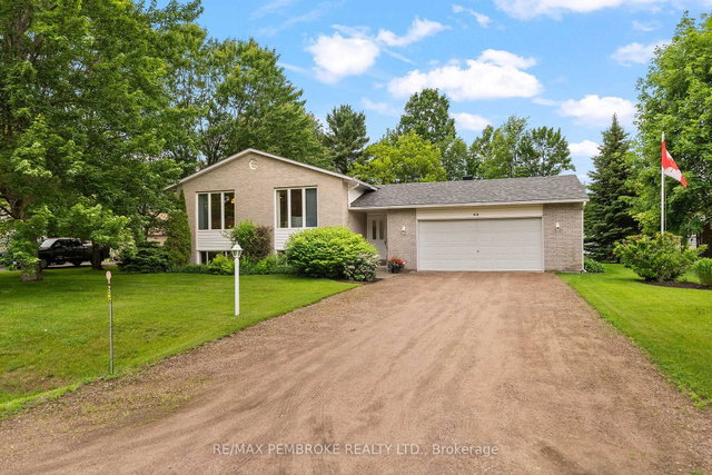 44 Ravenwood Crescent